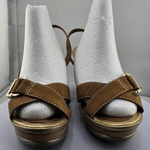 GEOX Wedge Sandals Women 38 US 7.5 Made in Brazil Tan Suede Buckle Slingback GUC